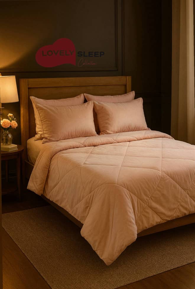 WhatsApp Image 2025-11-23 at 6.41.26 PM روتختی مخمل ساده لاولی اسلیپ رنگ صورتی چرک - Image 1